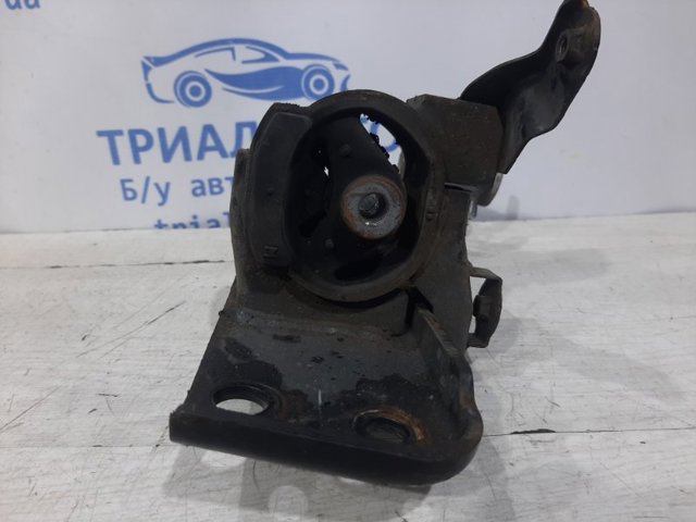 TOYOTA 1237228210 Левая подушка двигателя в наличии Кривой Рог