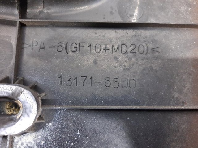 SUZUKI 1317065J00 Крышка двигателя в наличии Хмельницкий
