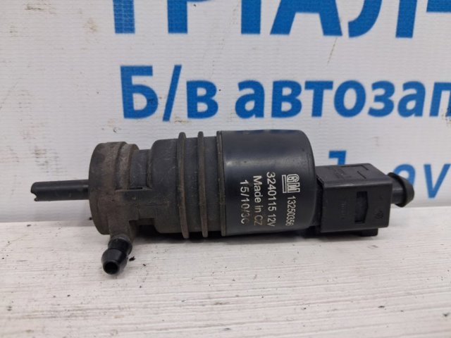 Насос бачка обмывателя 13250356 GM