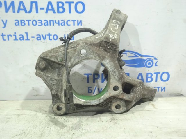 Цапфа - поворотный кулак передний, правый 13319481 GM