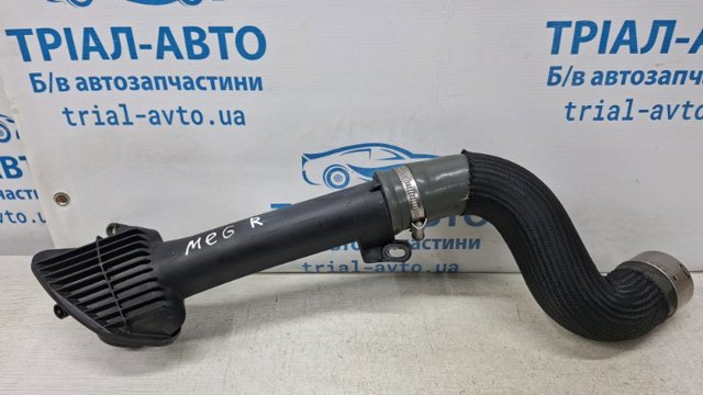 Патрубок воздушный, выход из компрессора (наддув) 144602487R RENAULT