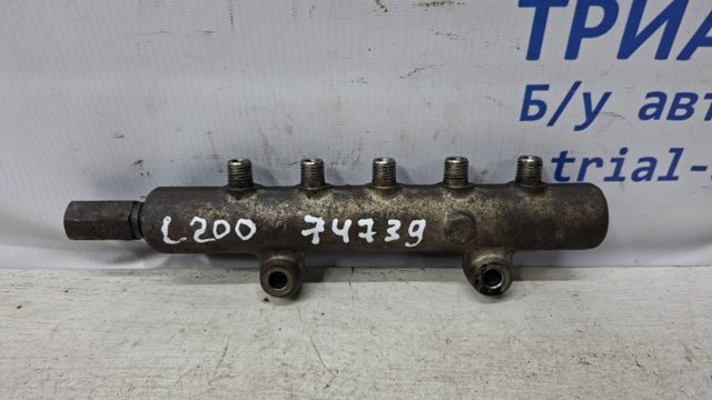 Рампа форсунок системы впрыска топлива 1465A034 MITSUBISHI