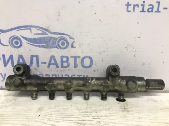 Распределитель топлива (рампа) 1465A304 MITSUBISHI