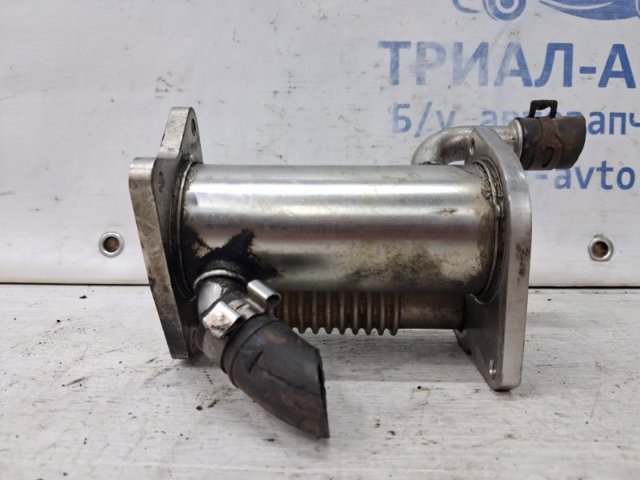 Радиатор системы EGR 147355713R RENAULT