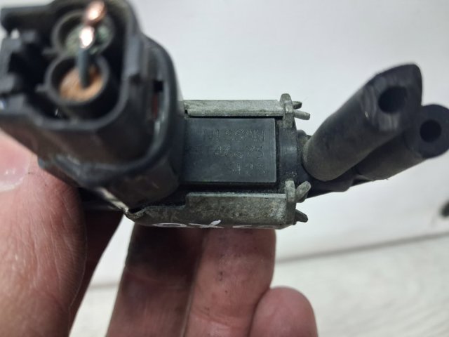 149558J10A Клапан соленоид регулирования заслонки EGR купить Кривой Рог