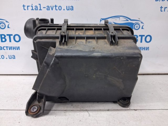 1500A021 Корпус воздушного фильтра, нижняя часть купить Черкассы