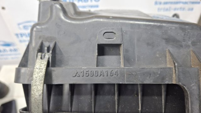 Корпус воздушного фильтра, верхняя часть 1500A209 MITSUBISHI