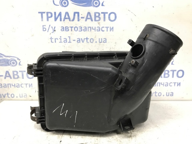 1500A284 MITSUBISHI Корпус воздушного фильтра, нижняя часть купить в Павлоград