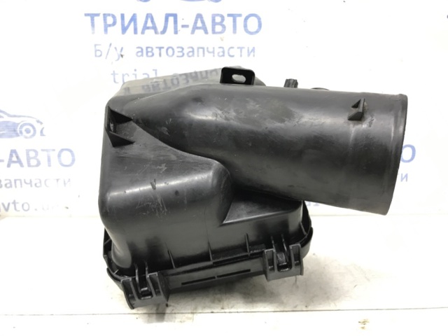 1500A284 MITSUBISHI Корпус воздушного фильтра, нижняя часть купить в Николаев