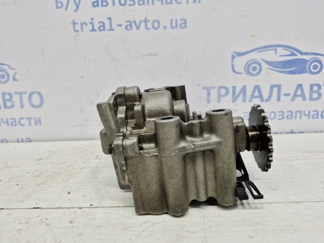 Масляный насос двигателя 1501000Q1F NISSAN