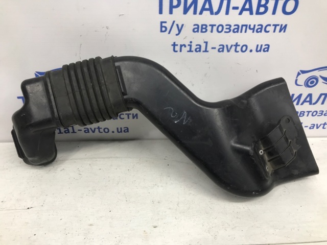 MITSUBISHI 1505A090 Впускной патрубок воздушного фильтра в наличии Львов