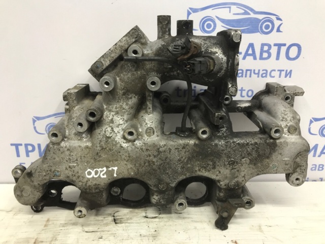 Впускной коллектор Mitsubishi L 200 4
