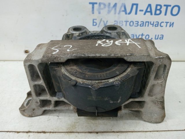 Правая подушка двигателя 1543751 FORD