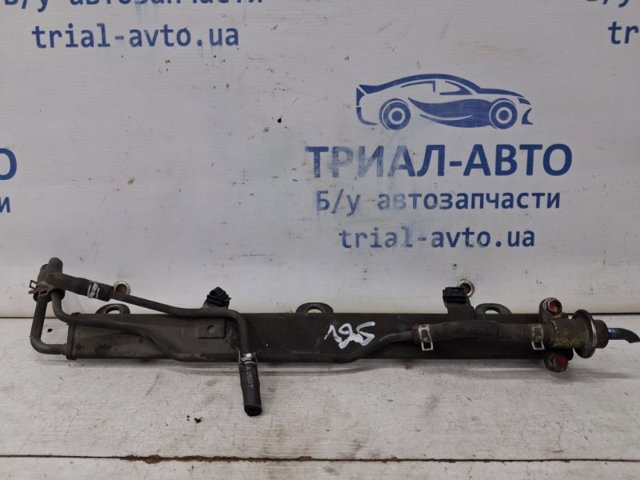 Распределитель топлива 1573065J00 SUZUKI