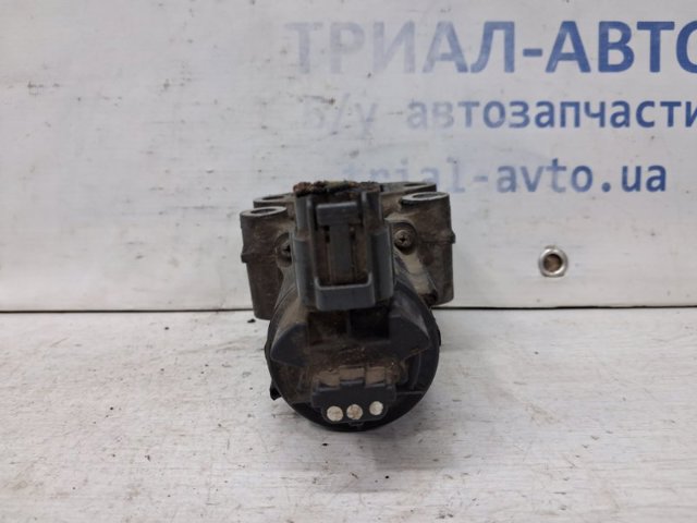 1582A483 MITSUBISHI Клапан EGR рециркуляции газов купить в Полтава