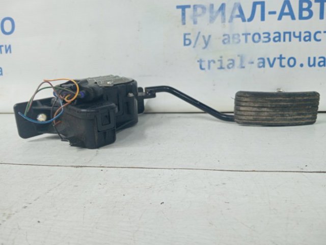 MITSUBISHI 1600A014 Педаль газа в наличии Хмельницкий