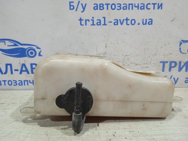Бачок расширительный Toyota Land Cruiser