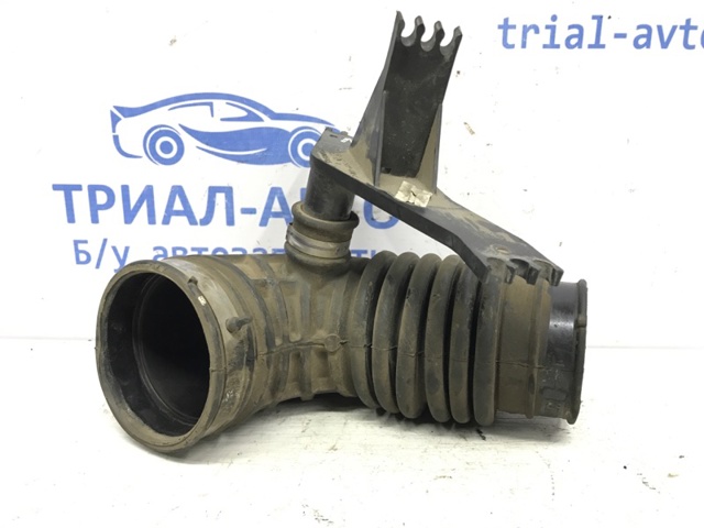 16578EC00B Выпускной патрубок воздушного фильтра купить Украина