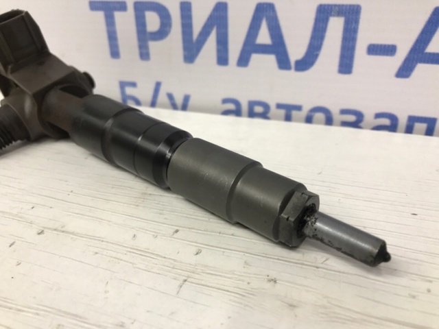 SUBARU 16613AA040 Форсунка впрыска топлива в наличии Львов