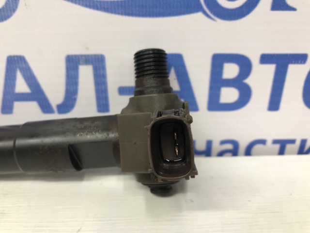 Клапанная форсунка 16613AA040 SUBARU