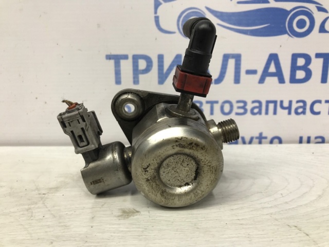 Насос топливный высокого давления (ТНВД) 166301KC0A NISSAN