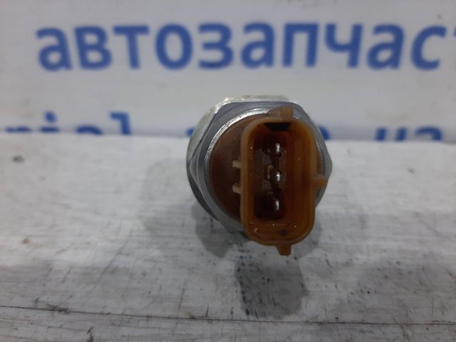 166381LA0A Датчик давления топлива купить Запорожье