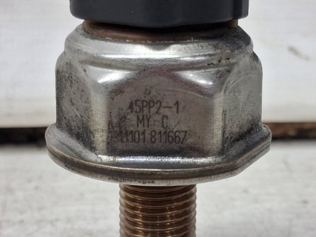 NISSAN 166381LA0A Датчик давления топлива в наличии Запорожье