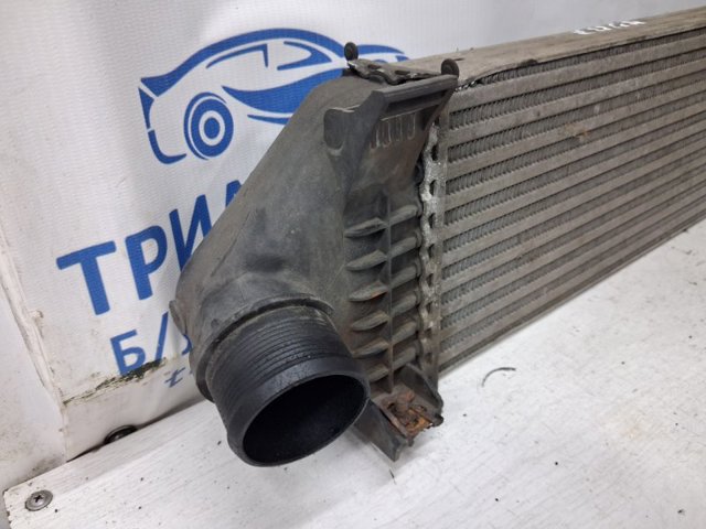 Интеркулер 1673687 FORD