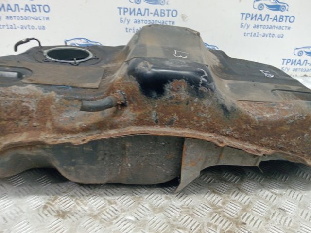 MITSUBISHI 1700A279 Бензобак в наличии Украина