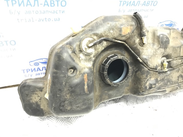NISSAN 17202CH000 Бак топливный в наличии Винница