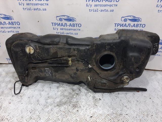 17202CH000 NISSAN Бензобак купить в Ирпень