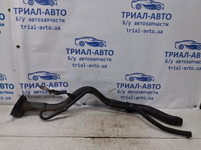 Заливная горловина топливного бака 17221EA500 NISSAN