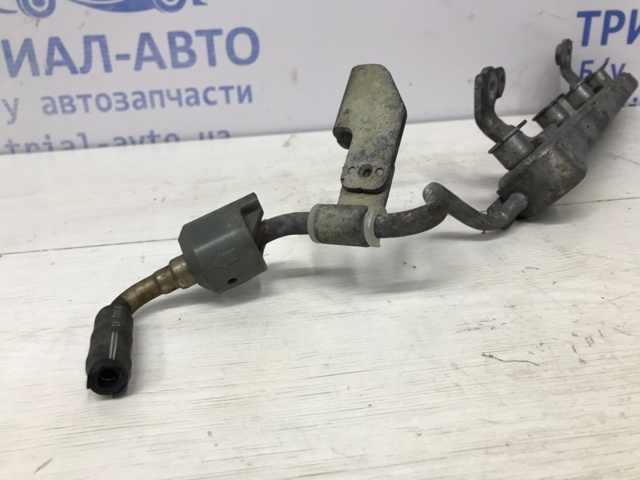 17520ED00A NISSAN Распределитель топлива (рампа) купить в Чернигов