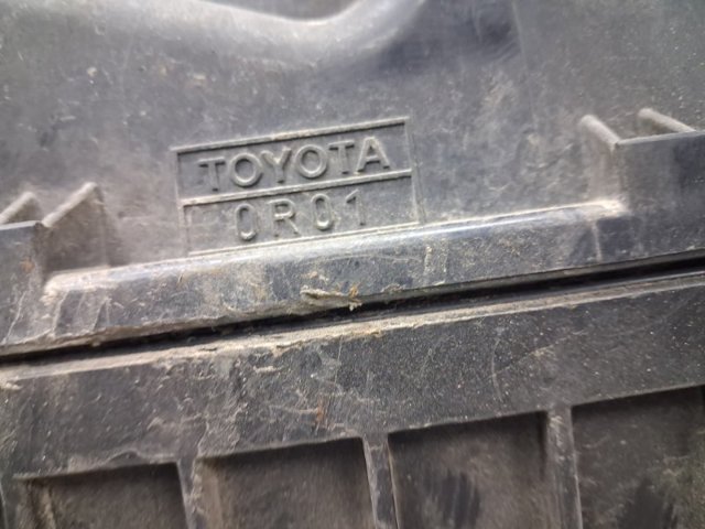 177010R010 TOYOTA Корпус воздушного фильтра, нижняя часть купить в Кривой Рог