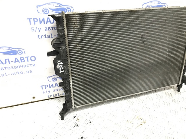 FORD 1786805 Радиатор в наличии Чернигов