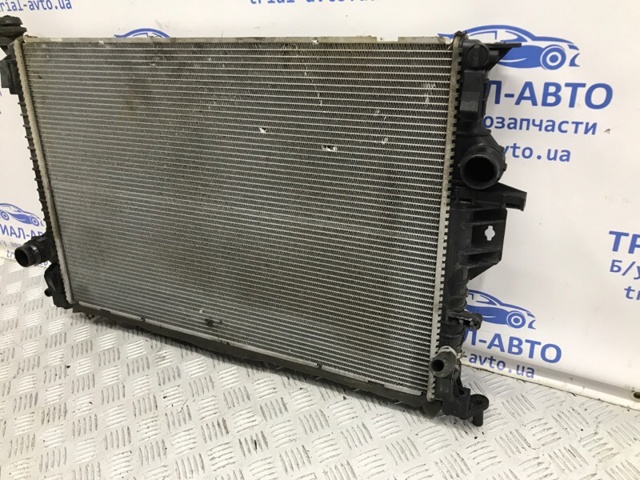 FORD 1786805 Радиатор охлаждения двигателя в наличии Каменское