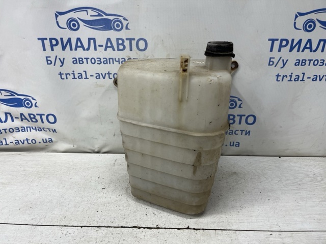 Резонатор 178930H040 TOYOTA