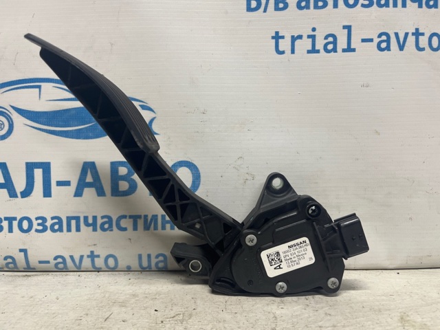 Педаль акселератора 180023JA3B NISSAN