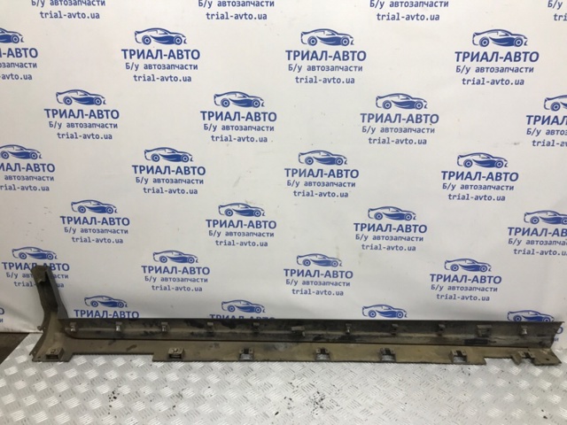FORD 1818211 Накладка (молдинг) порога наружная левая в наличии Харьков