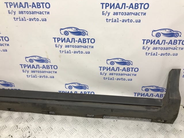 1818211 FORD Накладка (молдинг) порога наружная левая купить в Кривой Рог