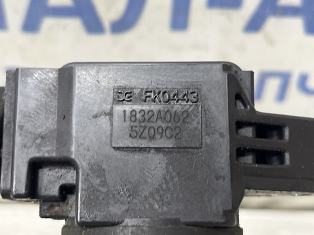 Модуль зажигания 1832A062 MITSUBISHI
