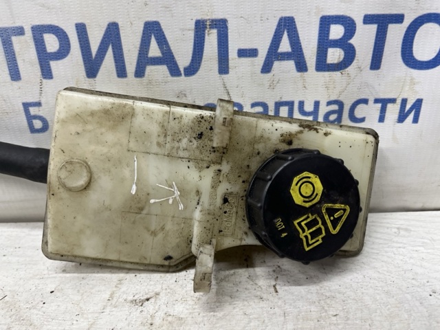 Бачек тормозной жидкости 1901455 FORD