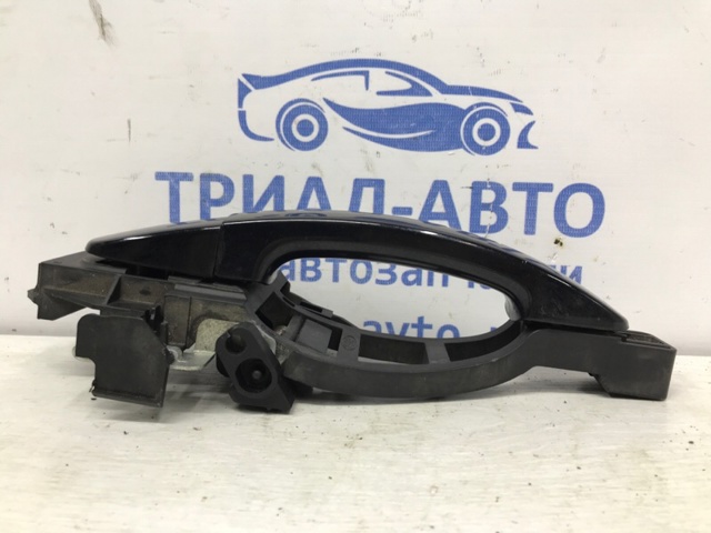 FORD 1937138 Держатель наружной ручки двери передней левой в наличии Ирпень