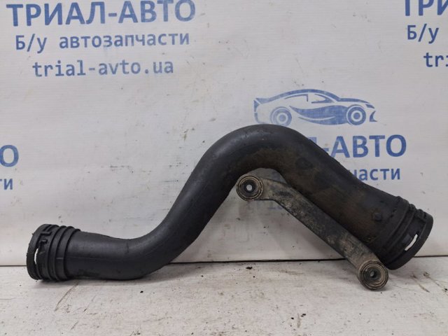 1K0145762P VAG Шланг (патрубок) интеркуллера купить в Кривой Рог