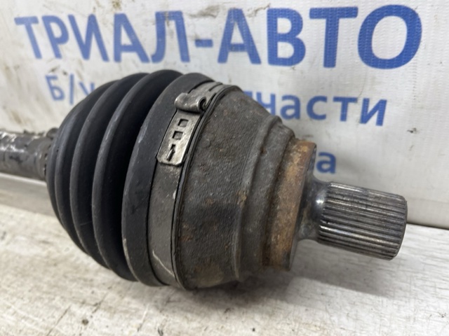Привод передний левый 1K0407271LB VAG