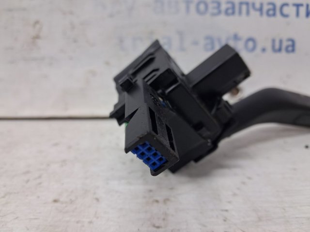 VAG 1K0953519 Правый подрулевой переключатель в наличии Ужгород