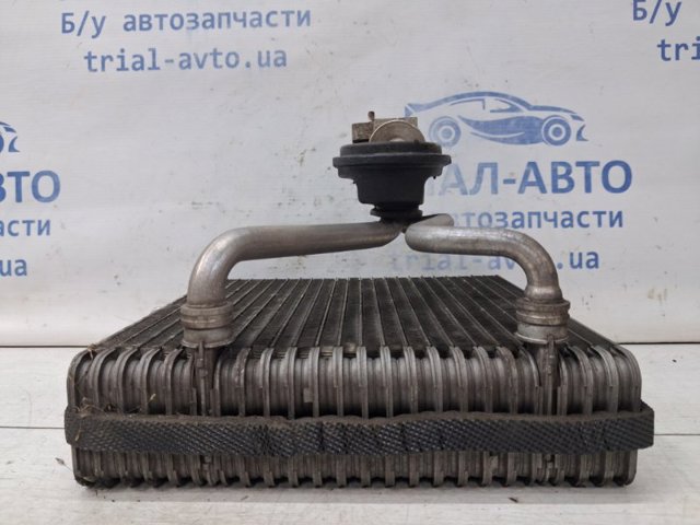 VAG 1K1820103B Испаритель кондиционера в наличии Кривой Рог