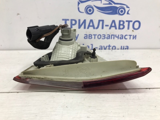2070896 FORD Фонарь задний левый внутренний купить в Павлоград