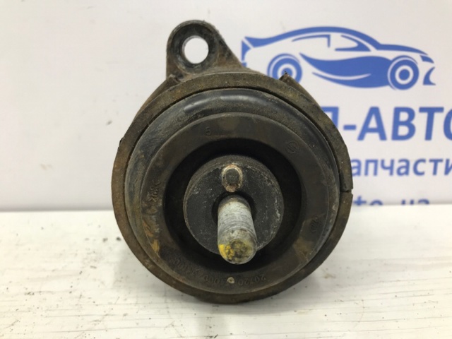 SSANG YONG 2072034010 Подушка (опора) двигателя правая в наличии Кривой Рог
