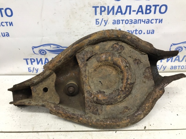 20756281 Рычаг задней подвески нижний левый купить Кривой Рог